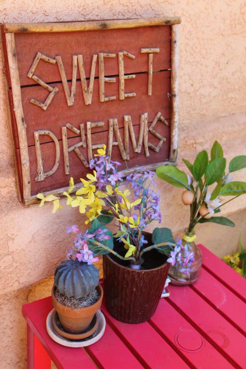 Sweet Dreams B&B La Los Angeles Exterior photo